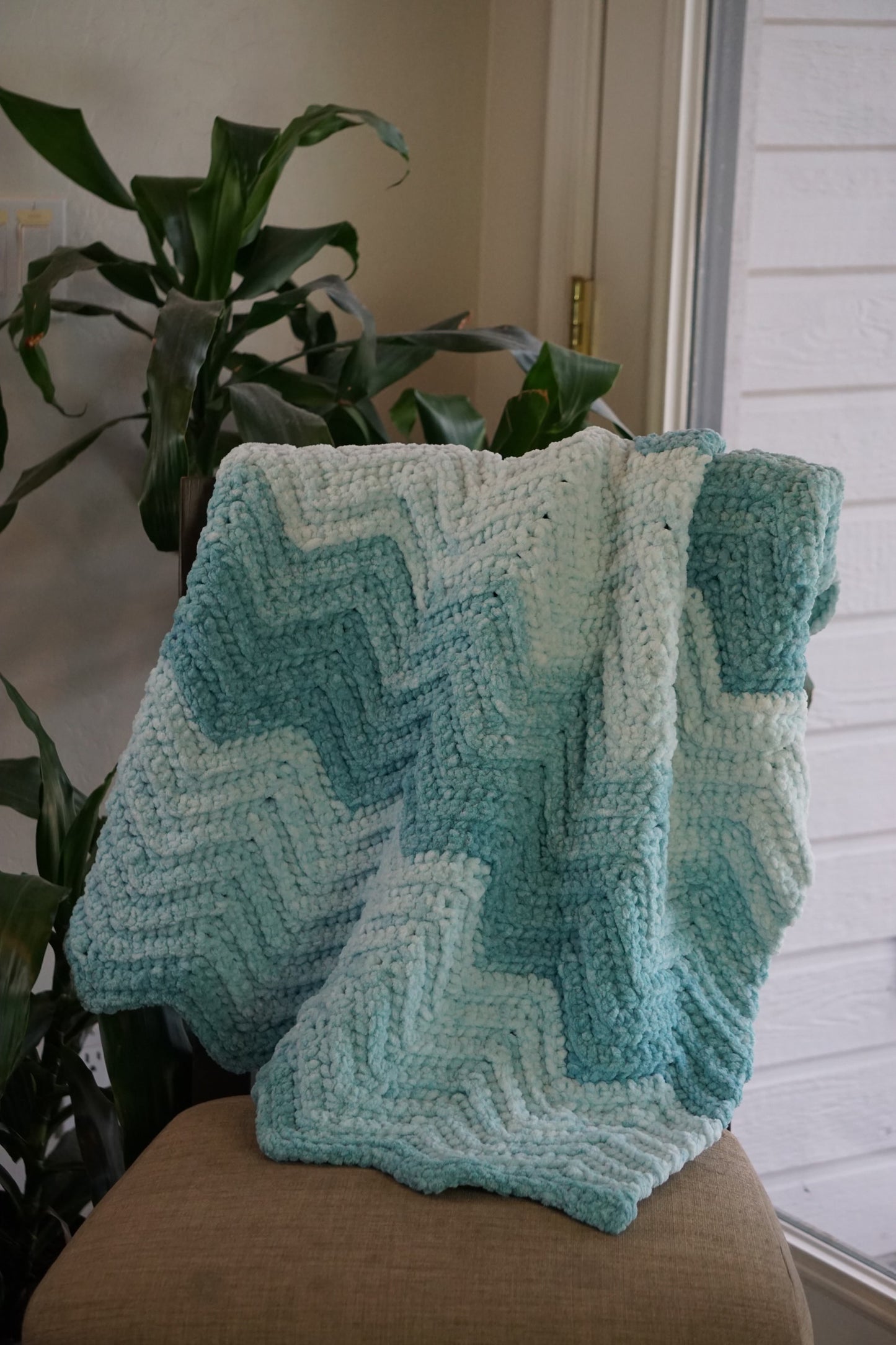 Baby Blanket (Chevron)